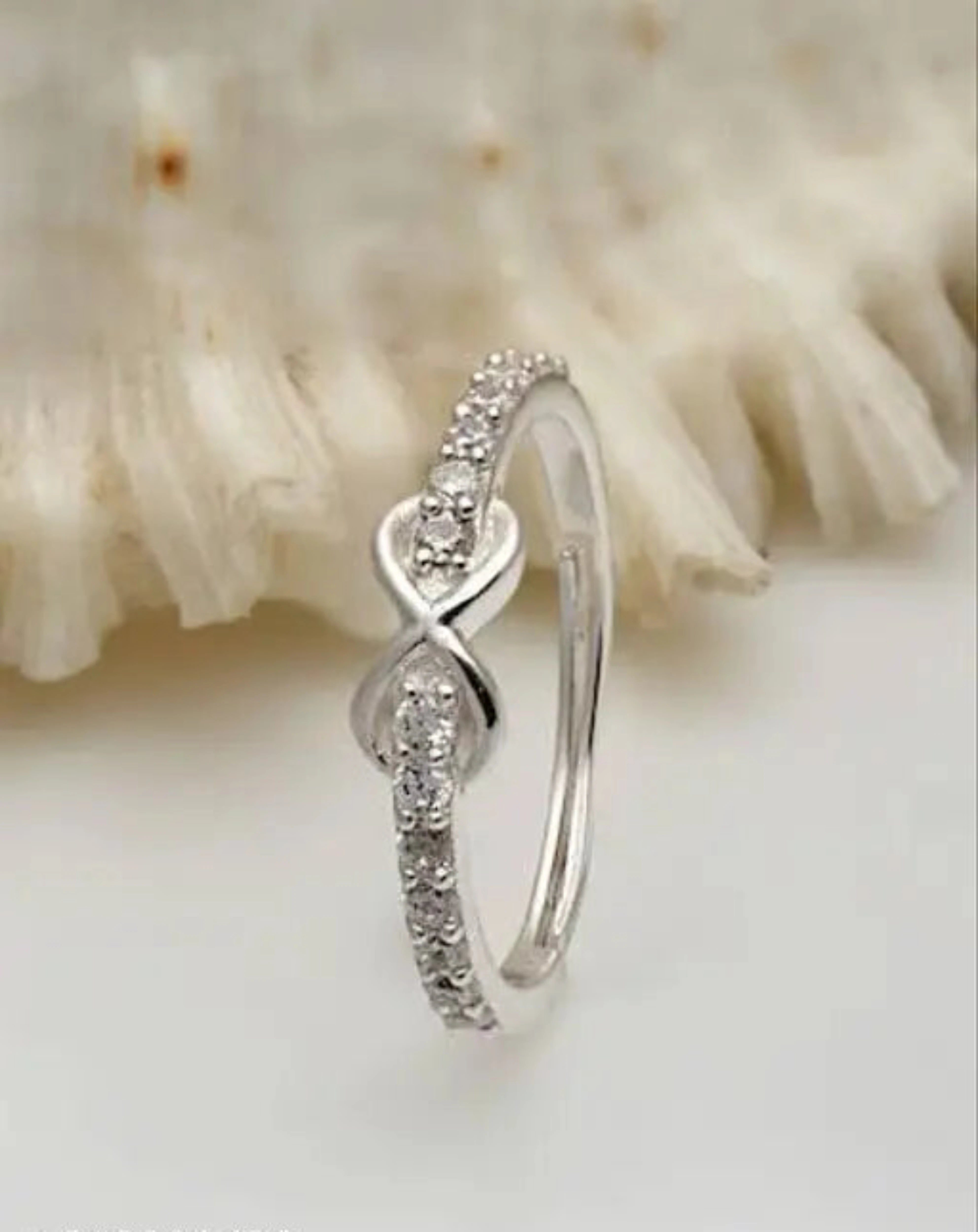 Elegant Platinum Plated Adjustable Couple Rings - Crystal & Silver